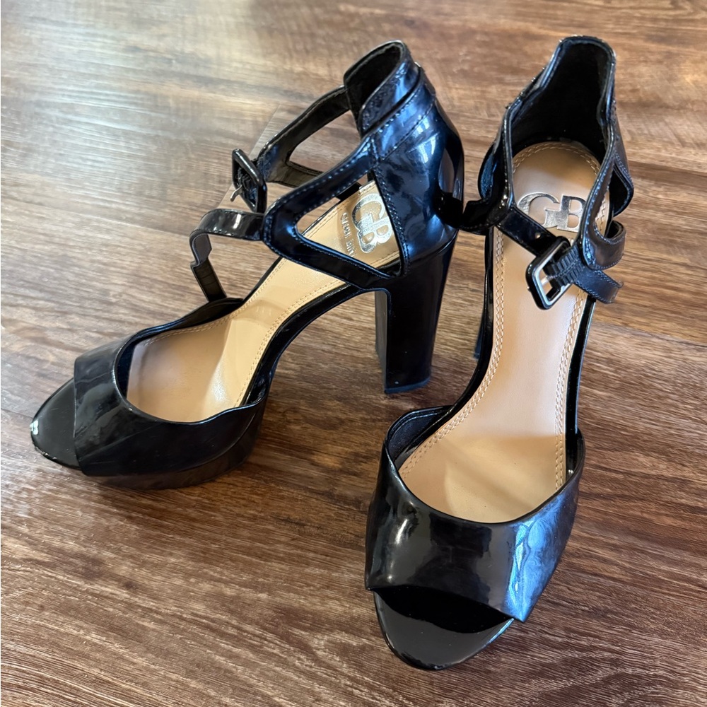 Gianni Bini Black Patent Leather Ankle Strap Shoes Heels Women Size 7